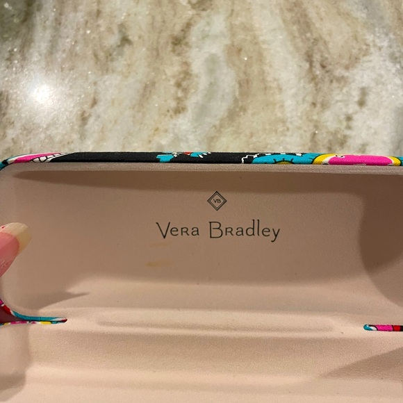Vera Bradley glasses case - Picture 3 of 4